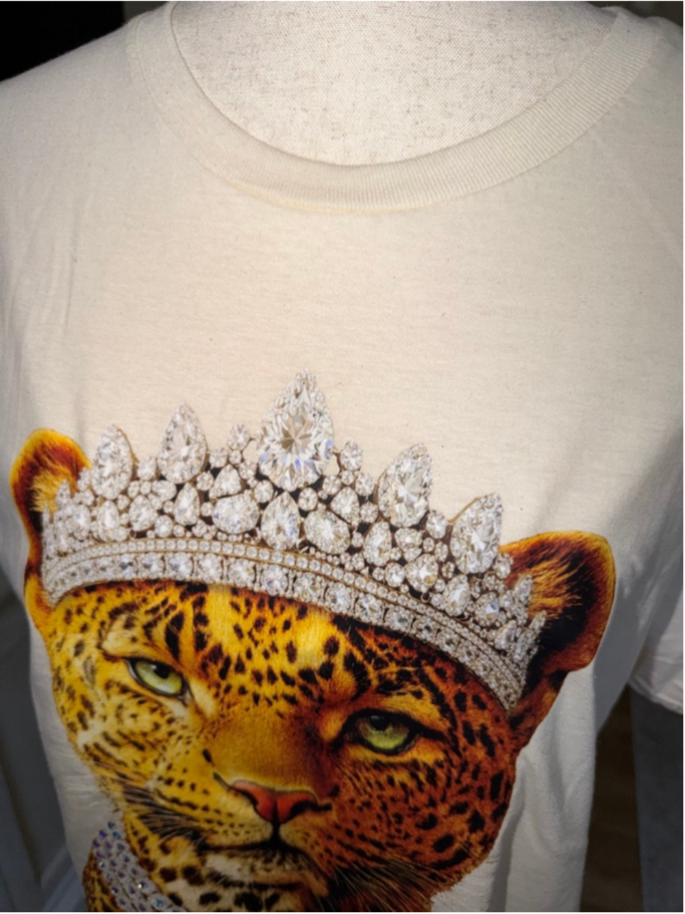 Keep It Gypsy Cream Leopard Print Short Sleeve Embellished Tee M - Picture 3 of 6